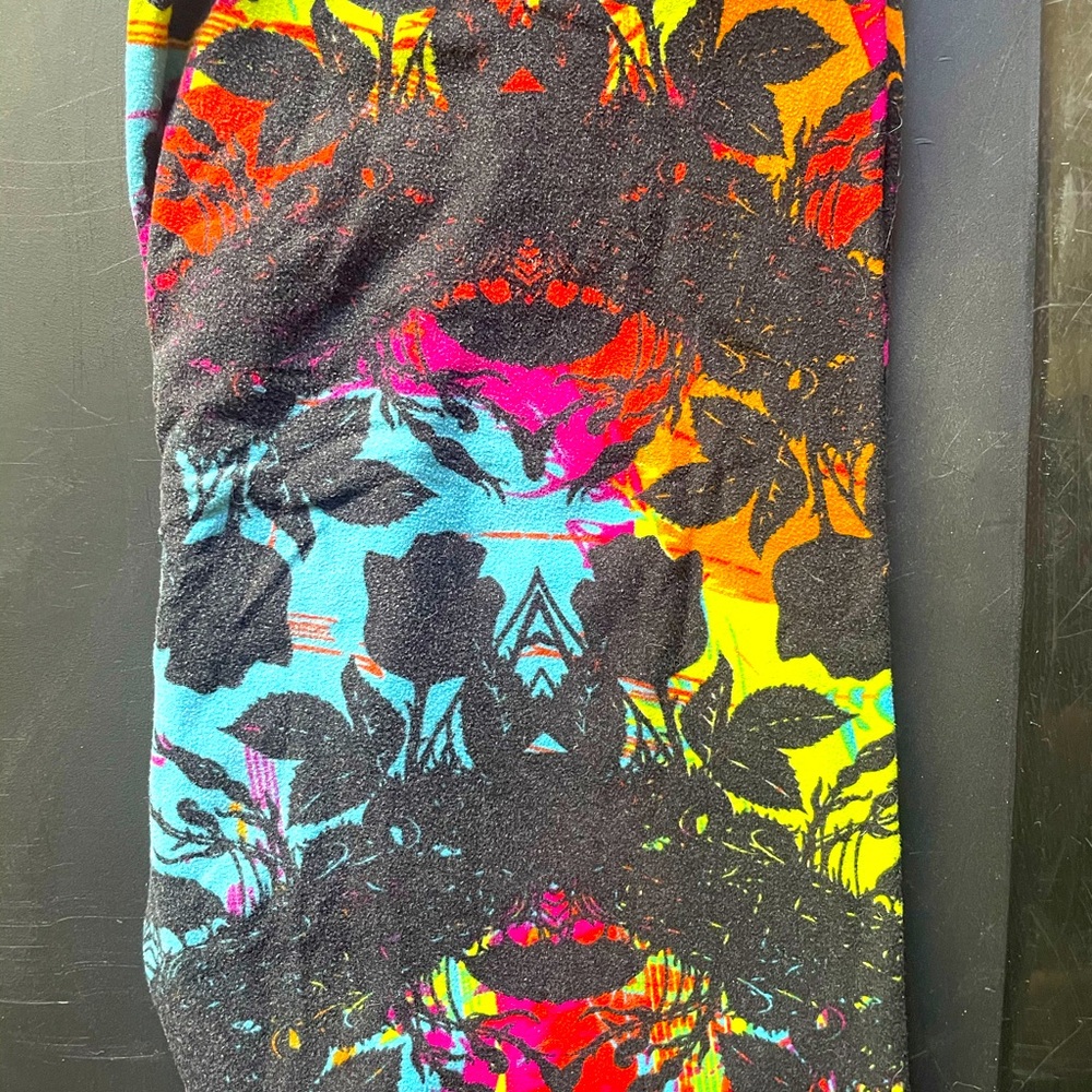 LuLaRoe OS Leggings - Floral